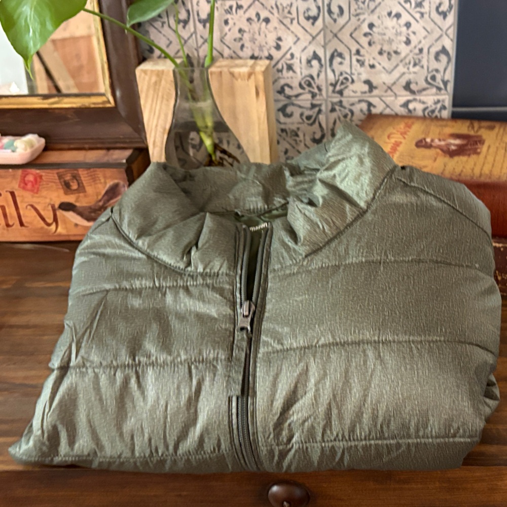 Amazon Essentials Dark Green Jacket - image 3